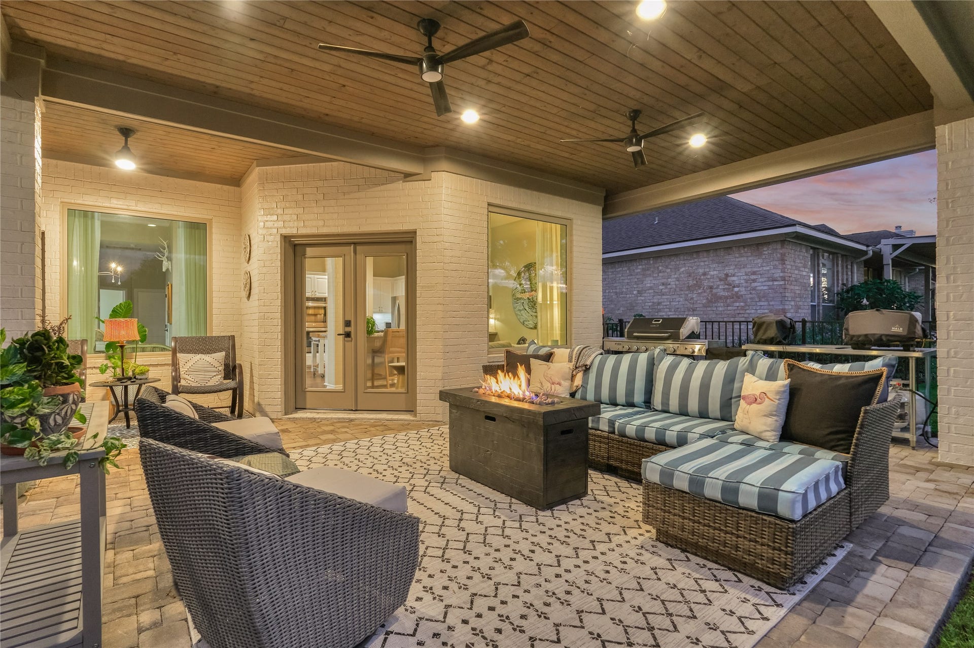 132 Somerton Drive, Montgomery, TX 77356 132 Somerton Drive, Montgomery, TX 77356
