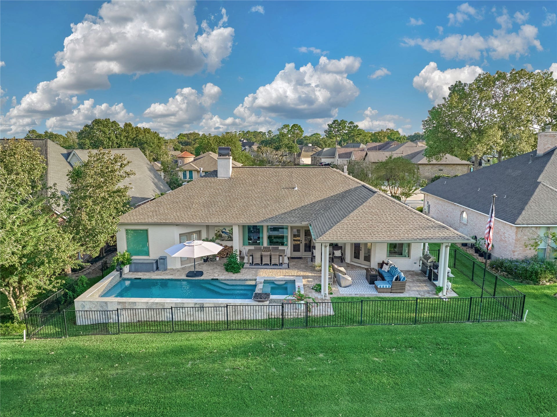 132 Somerton Drive, Montgomery, TX 77356 132 Somerton Drive, Montgomery, TX 77356