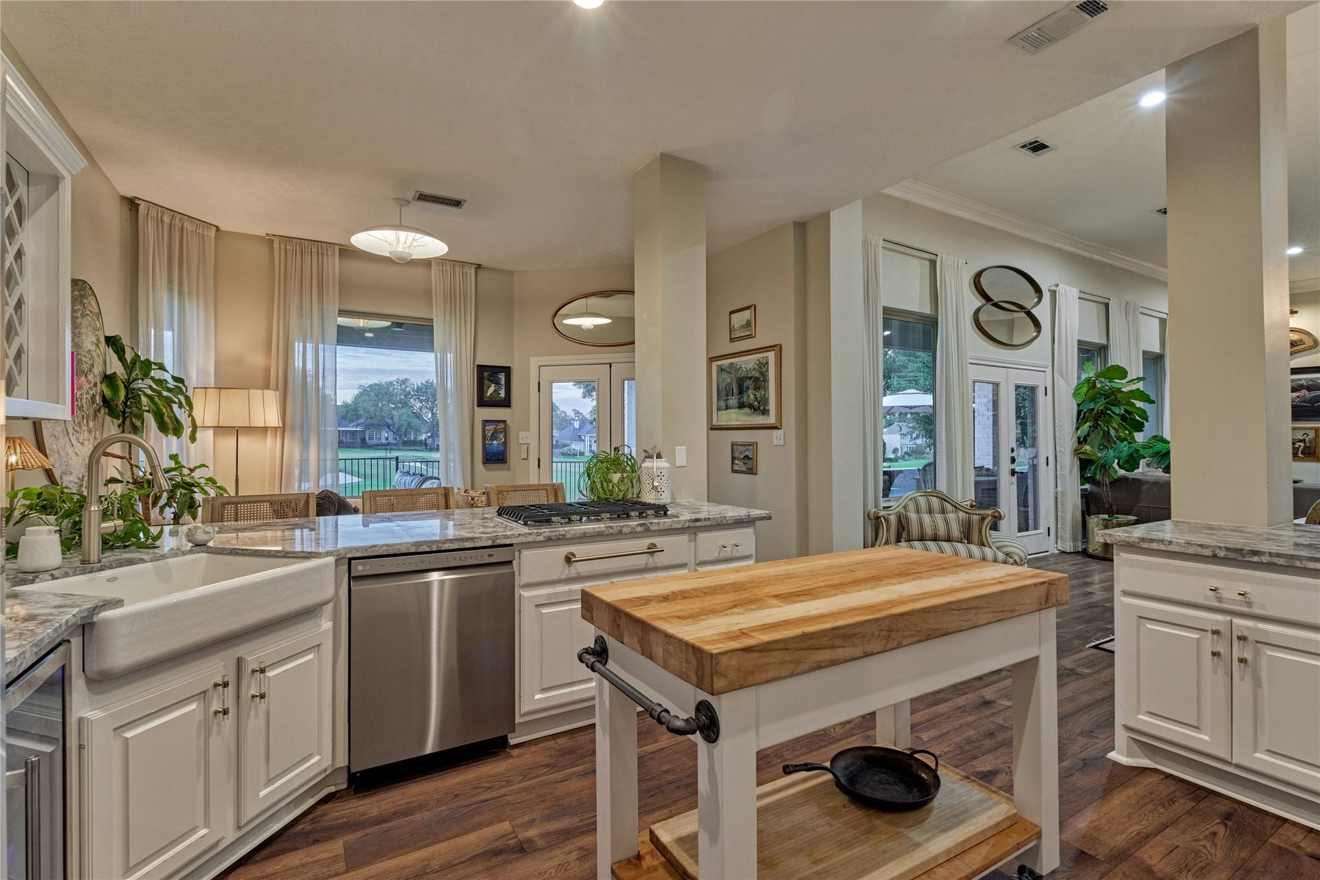 132 Somerton Drive, Montgomery, TX 77356 132 Somerton Drive, Montgomery, TX 77356