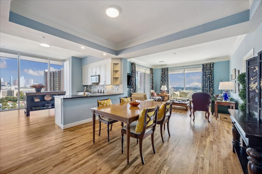 Property photo for 3333 Allen Parkway, #1102, Houston, TX