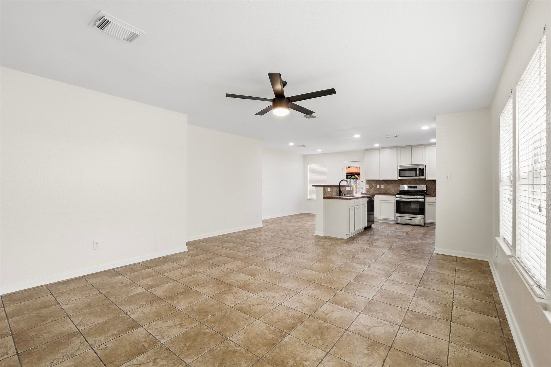 7719 Serene Wood Lane, Cypress, TX 77433 7719 Serene Wood Lane, Cypress, TX 77433