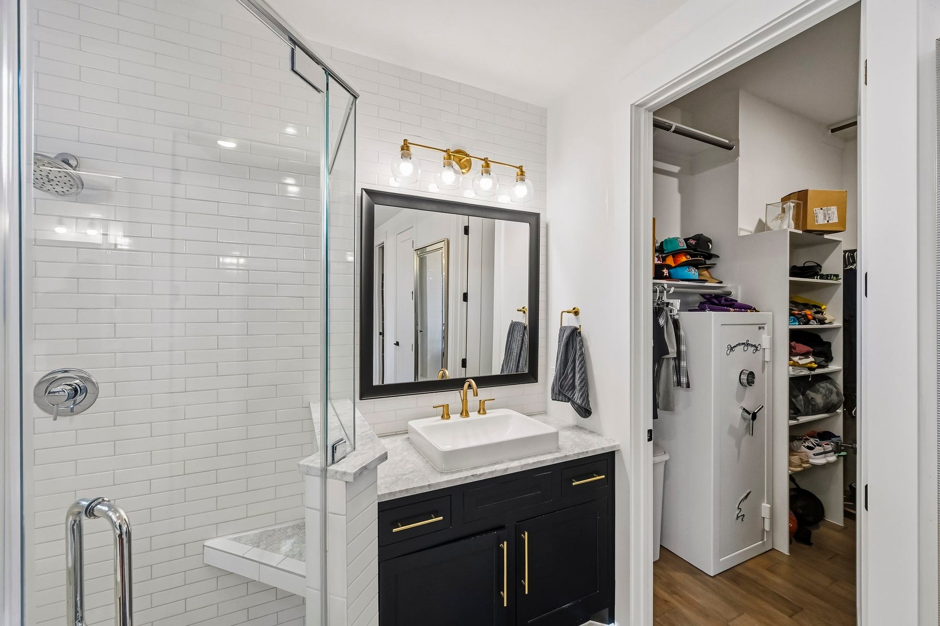 1554 Sue Barnett Drive, Houston, TX 77018