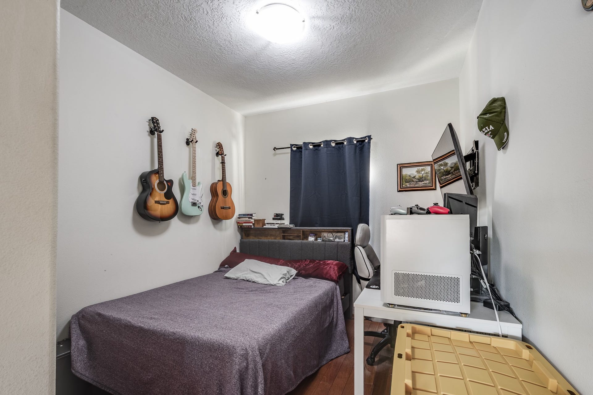 305 Hill Brook Lane, Conroe, TX 77385 First floor bedroom.