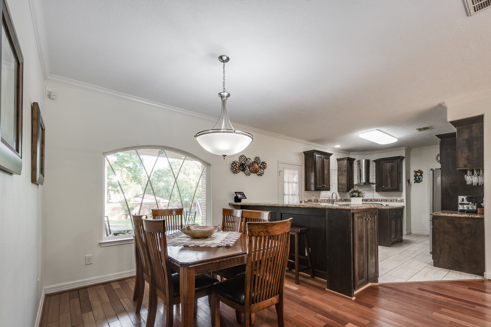 305 Hill Brook Lane, Conroe, TX 77385 305 Hill Brook Lane, Conroe, TX 77385