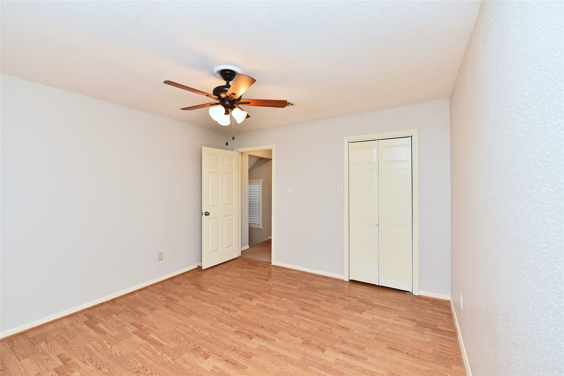 8409 Bayou Pine Court, Houston, TX 77040