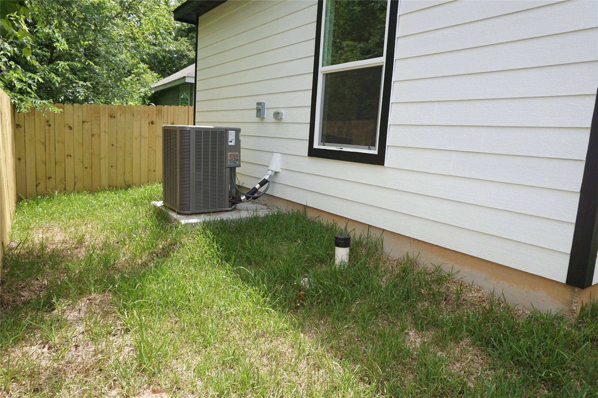 9826 ARBOR OAKS, Willis, TX 77318 9826 ARBOR OAKS, Willis, TX 77318