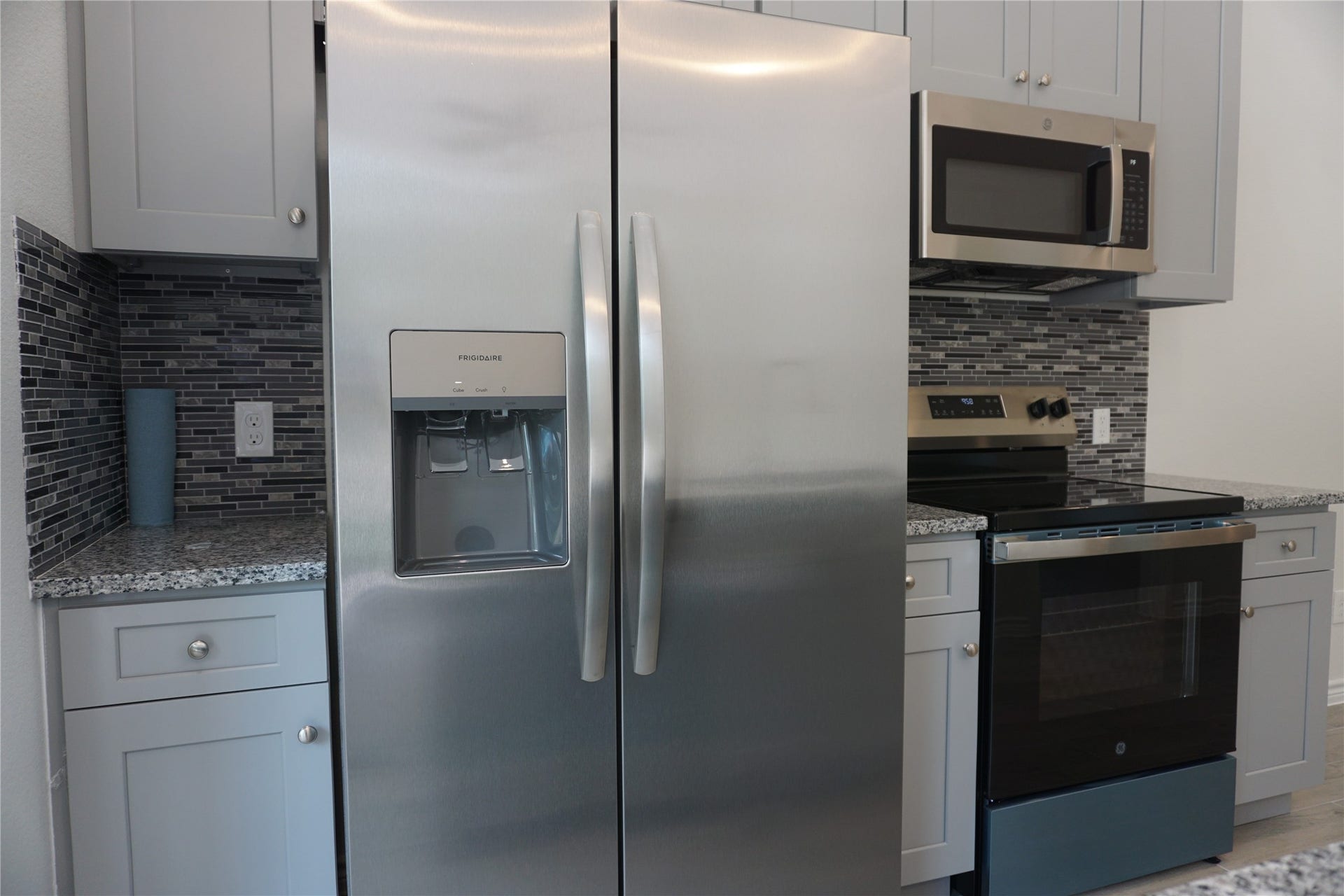 9826 ARBOR OAKS, Willis, TX 77318 9826 ARBOR OAKS, Willis, TX 77318