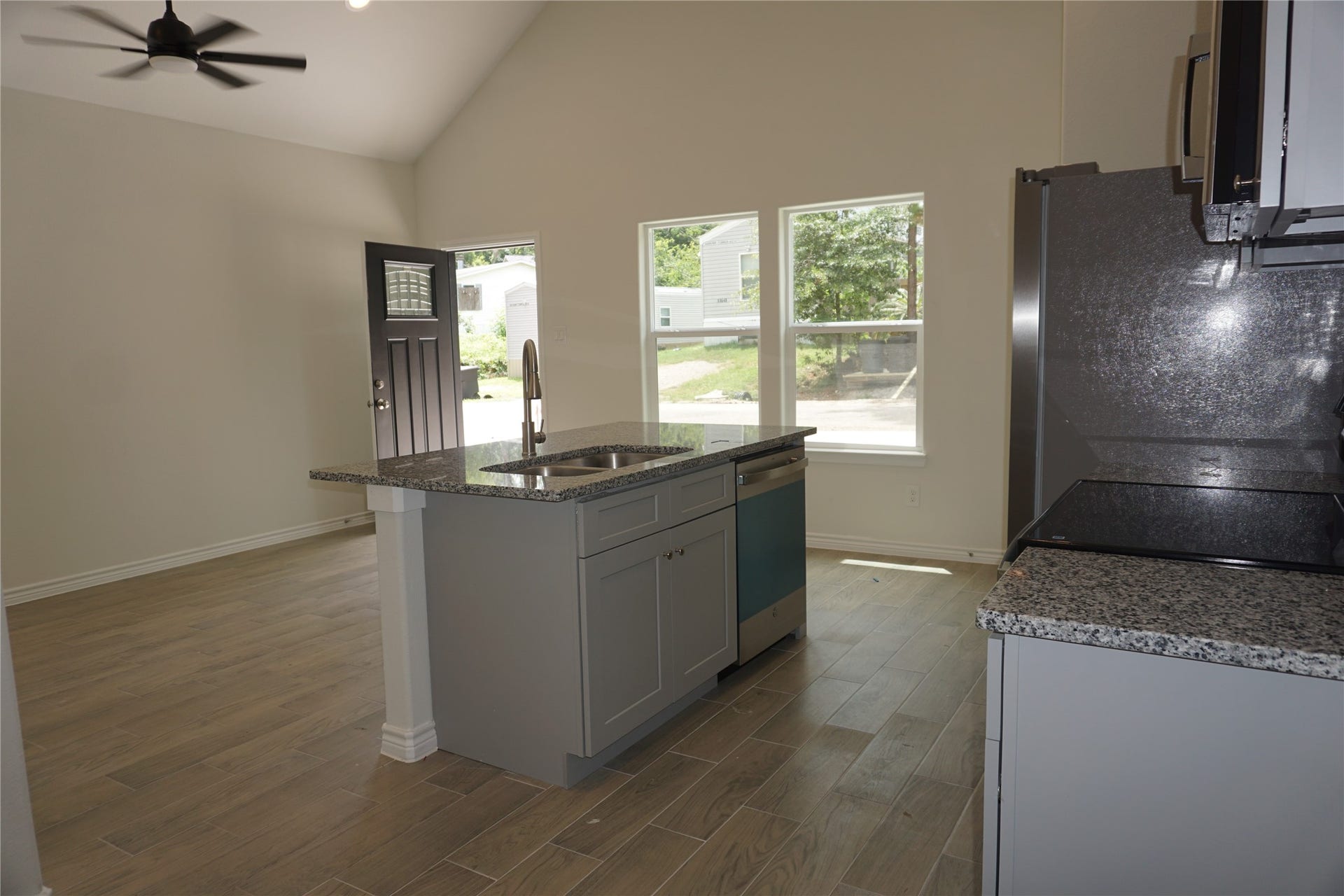 9826 ARBOR OAKS, Willis, TX 77318 9826 ARBOR OAKS, Willis, TX 77318