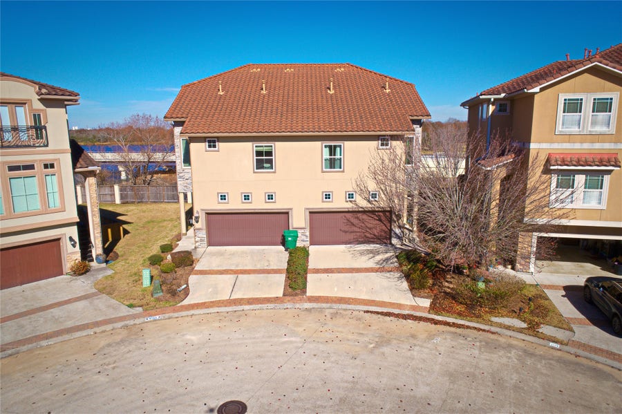 Property photo for 4132 Boardwalk Boulevard, Seabrook, TX