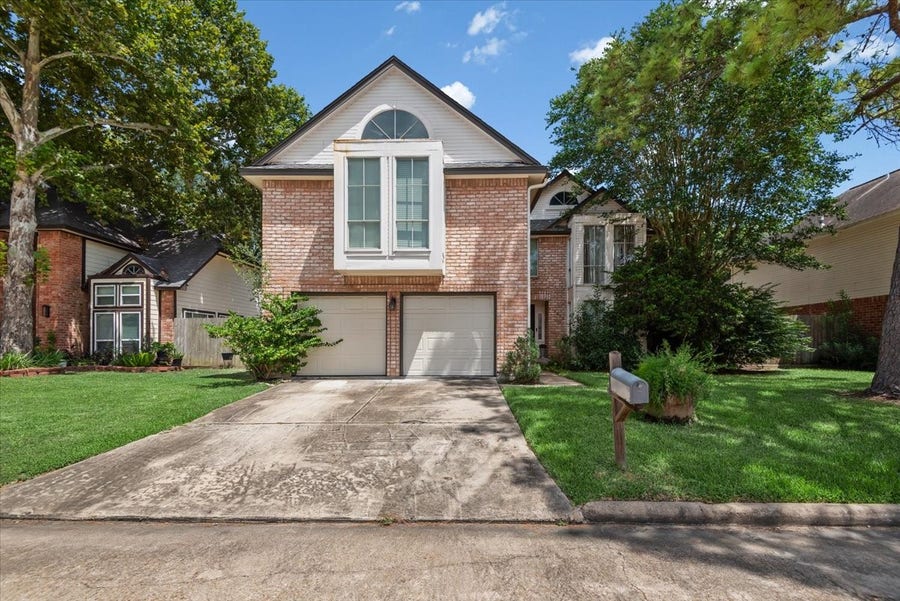 Property photo for 13022 Hollow Brook Drive, Houston, TX