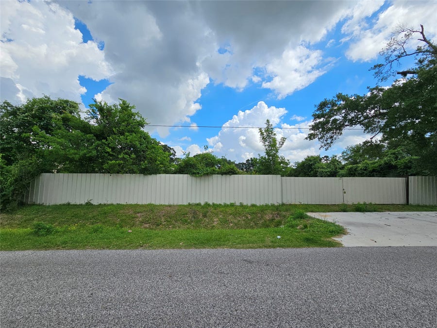 Property photo for 6007 Van Zandt Street, Houston, TX