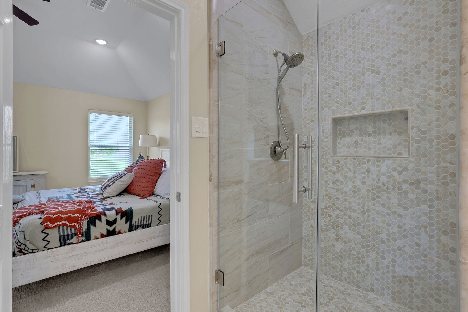 12751 County Road 283, Alvin, TX 77511 Luxuriously updated primary shower with freshly updated tile