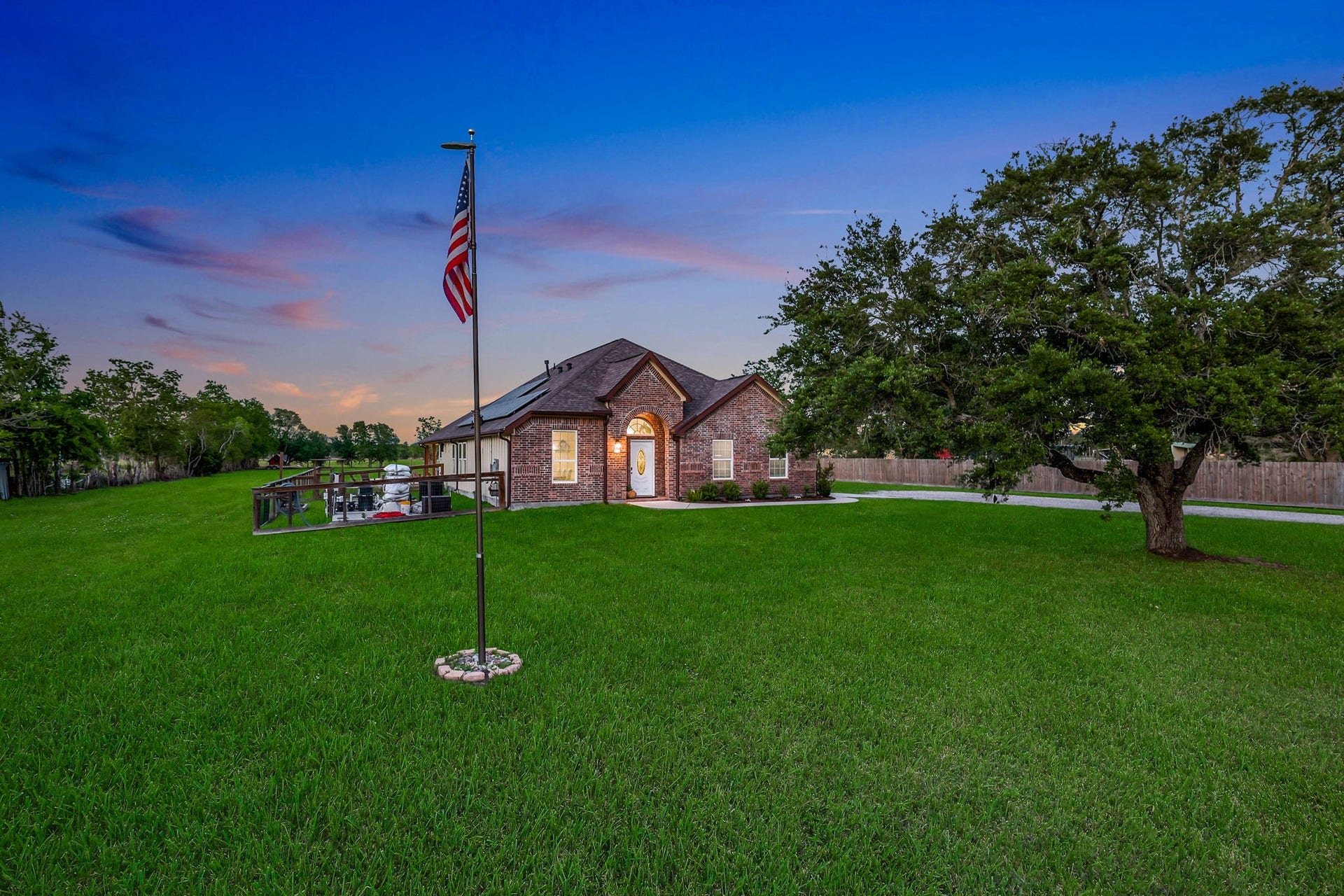 12751 County Road 283, Alvin, TX 77511 12751 County Road 283, Alvin, TX 77511