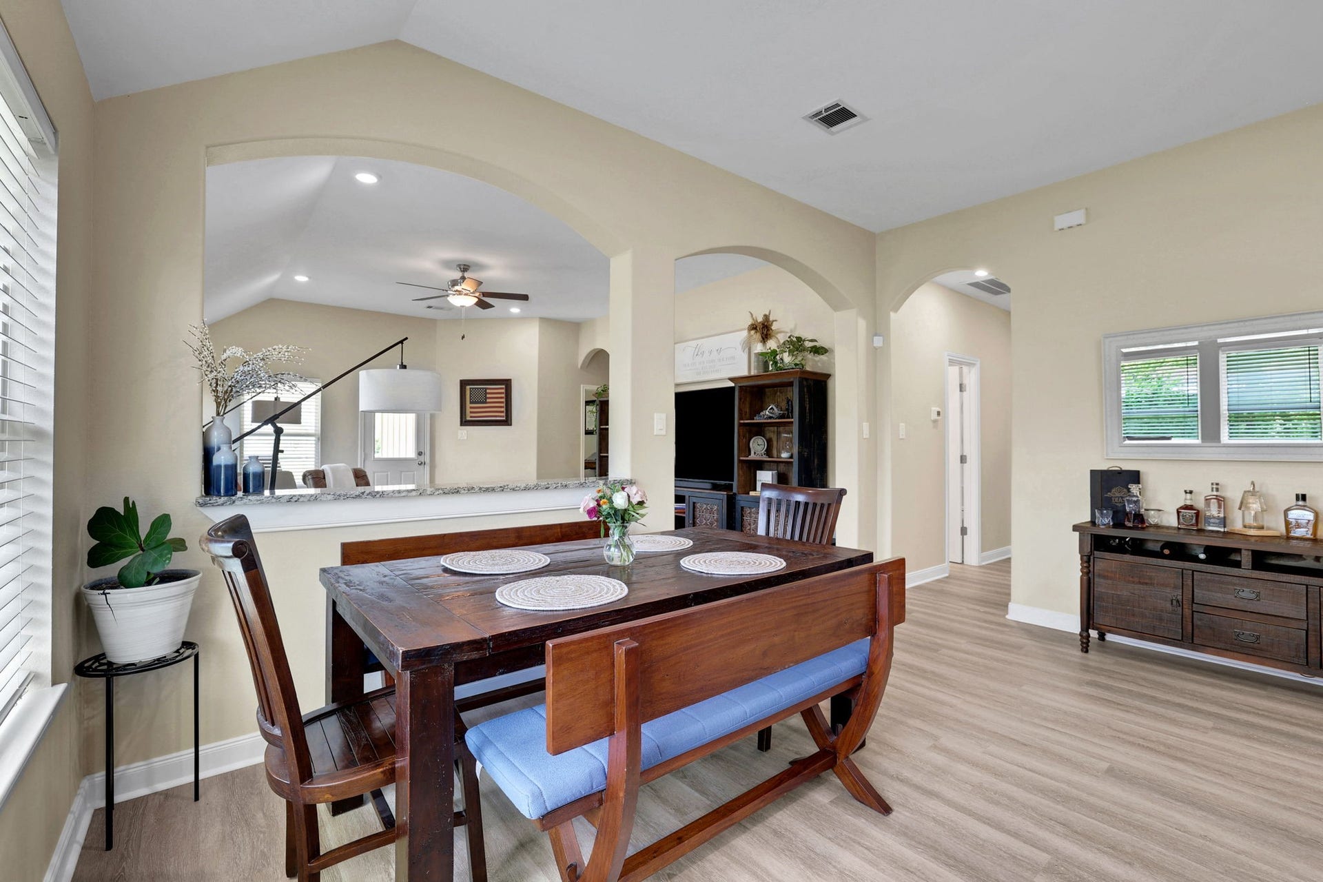 12751 County Road 283, Alvin, TX 77511 The breakfast room sits right off the kitchen and will accommodate a large table