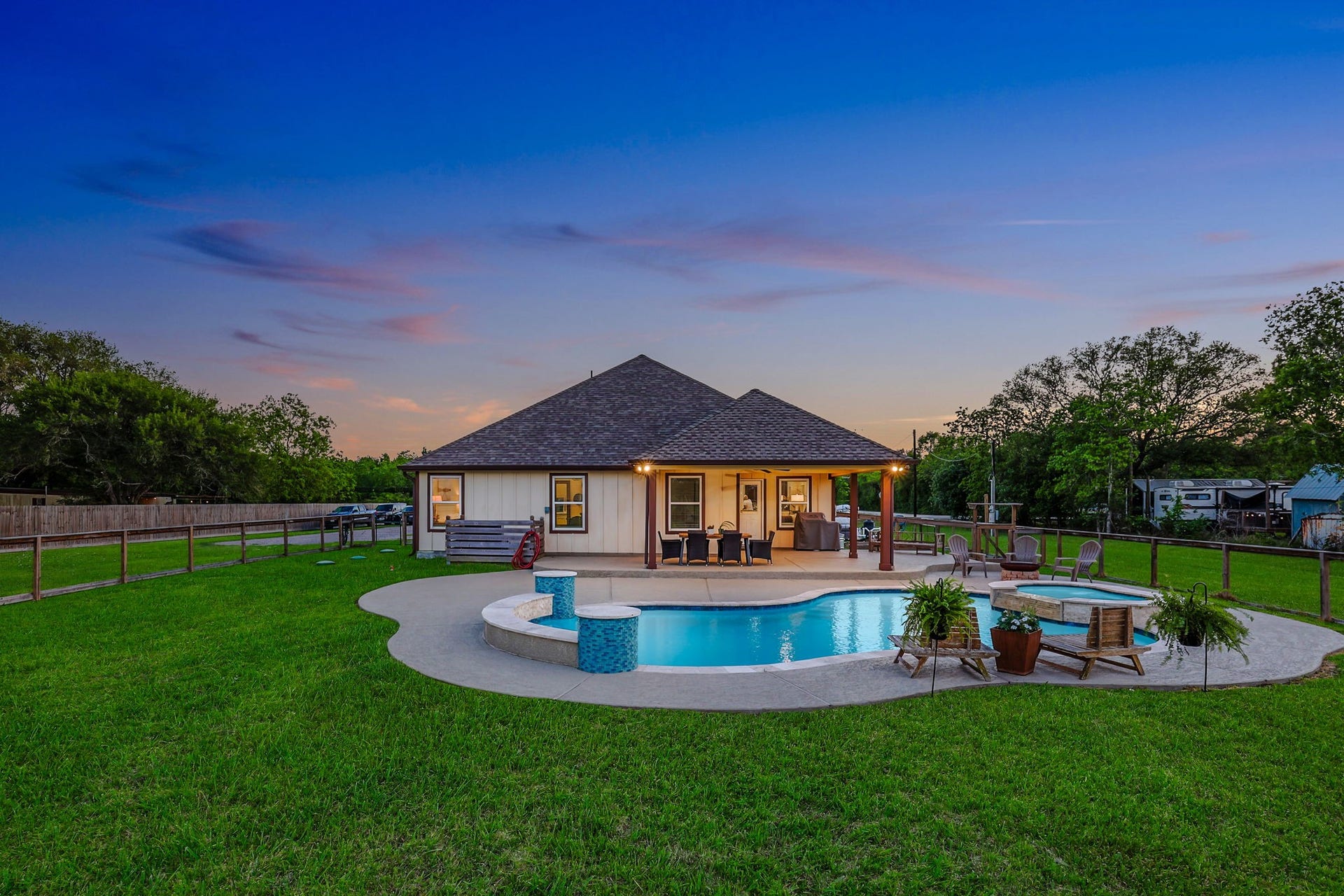 12751 County Road 283, Alvin, TX 77511 The yard area around the pool has been fully fenced