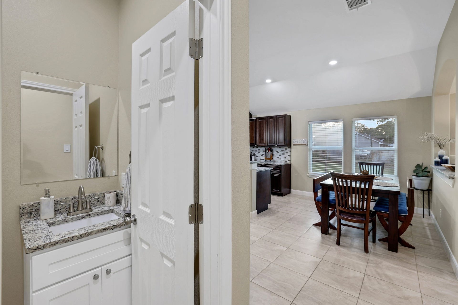 12751 County Road 283, Alvin, TX 77511 Half bath for guests