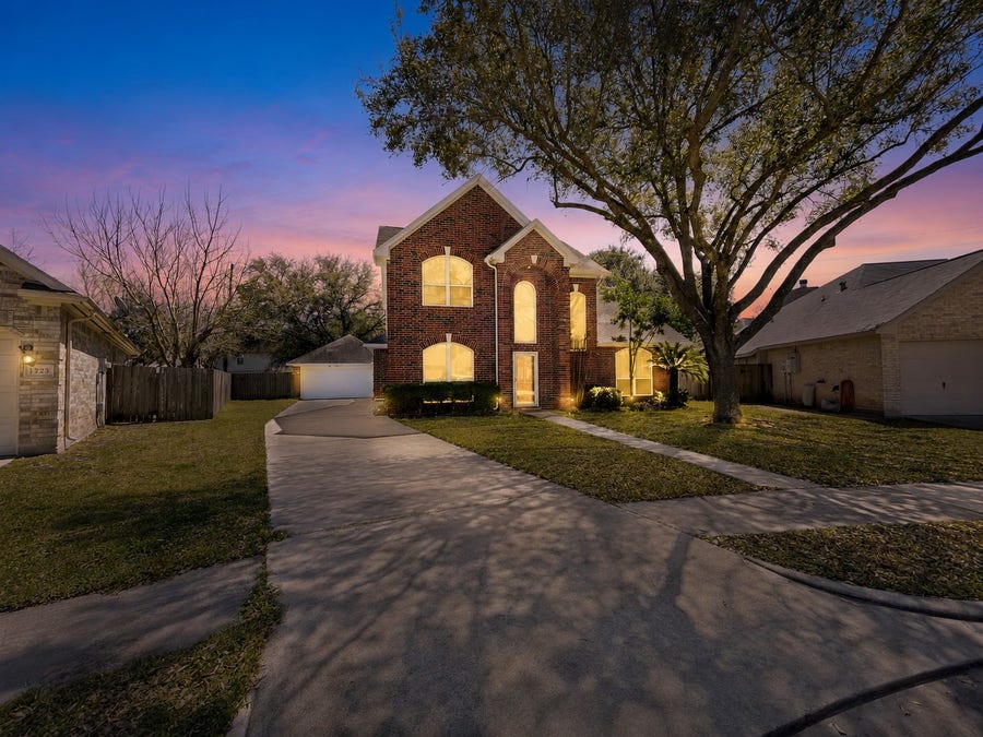 Property photo for 1727 Park Forest Drive, Katy, TX