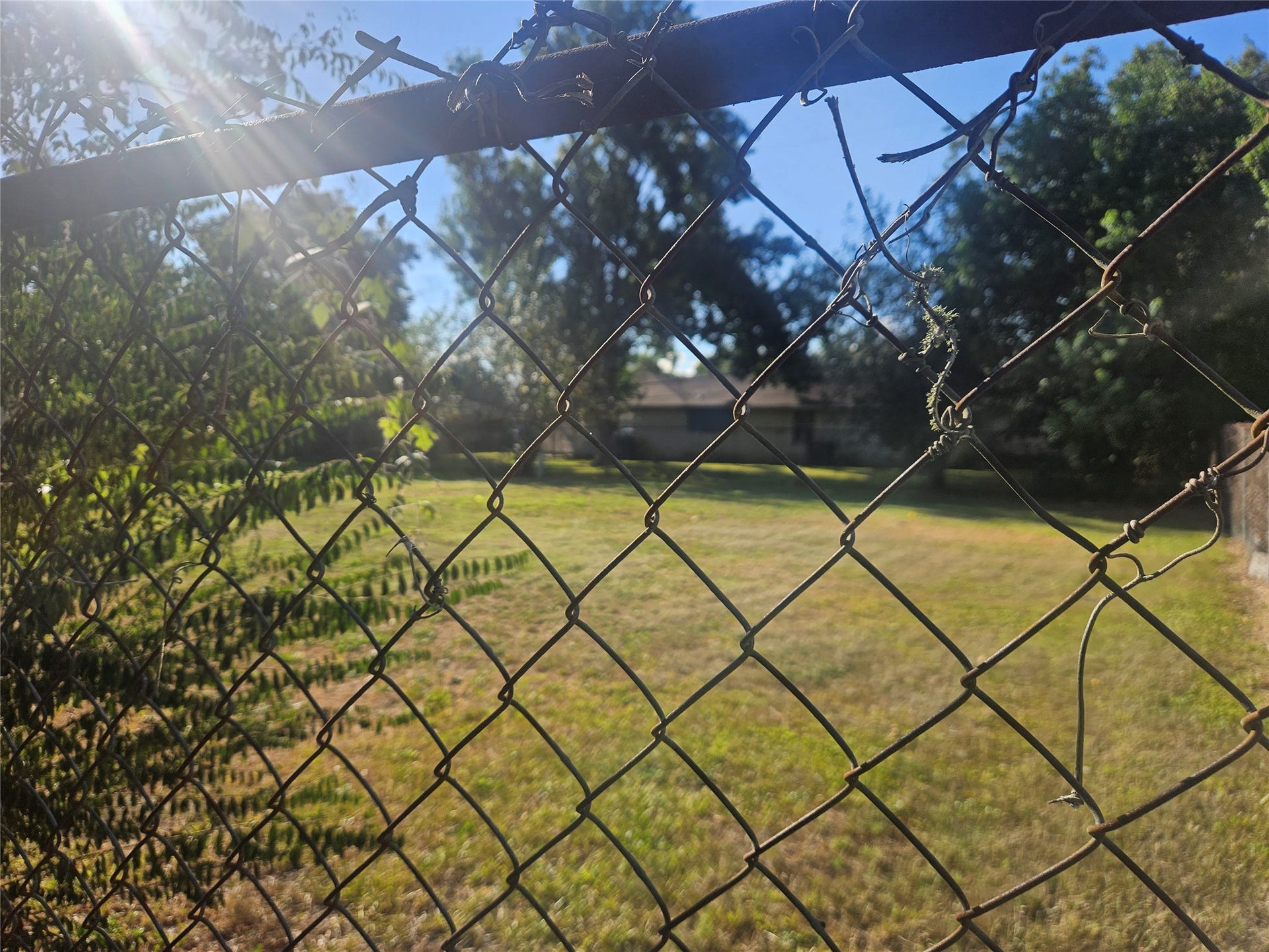 1105A Yorktown Street, Richmond, TX 77469 Located behind 3/4 fence