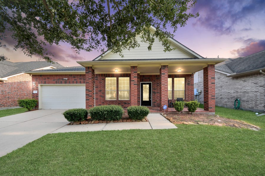 Property photo for 4118 Ferro Street, Stafford, TX