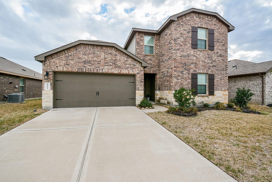 Property photo for 29623 Juniper Court, Katy, TX