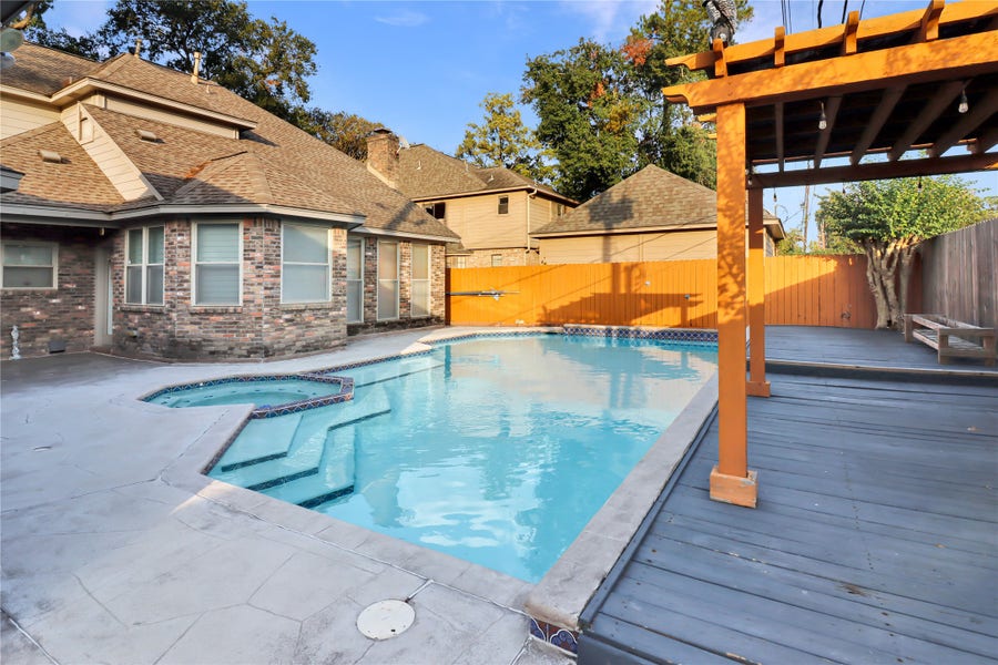 Property photo for 12511 Oakcroft Drive, Houston, TX