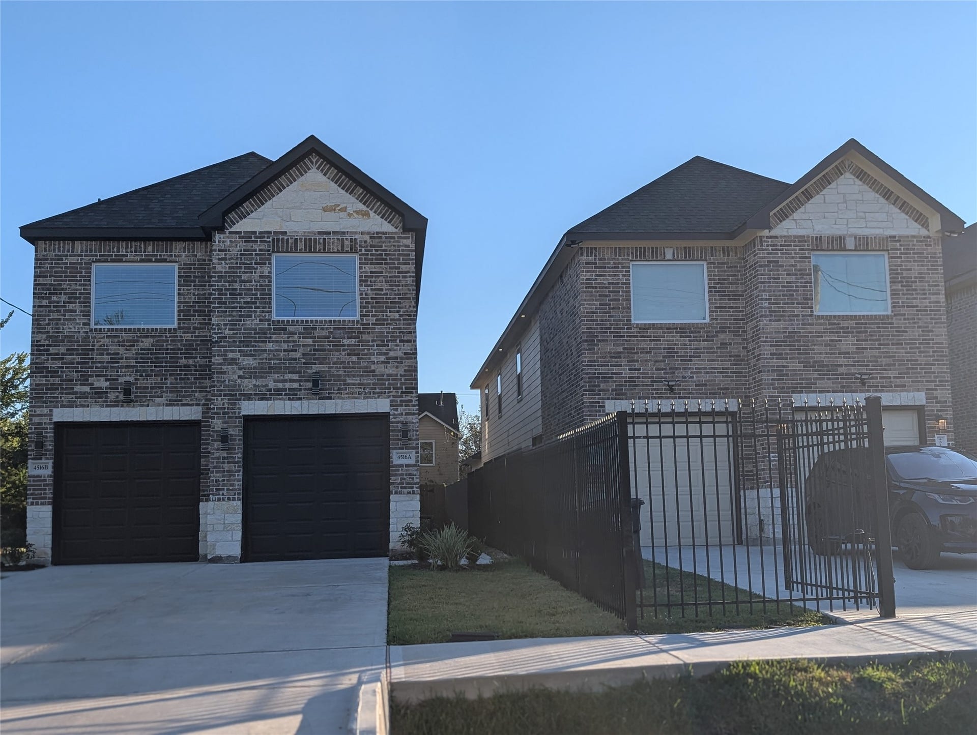 4521 Maggie Street, Houston, TX 77051 To the right of lot