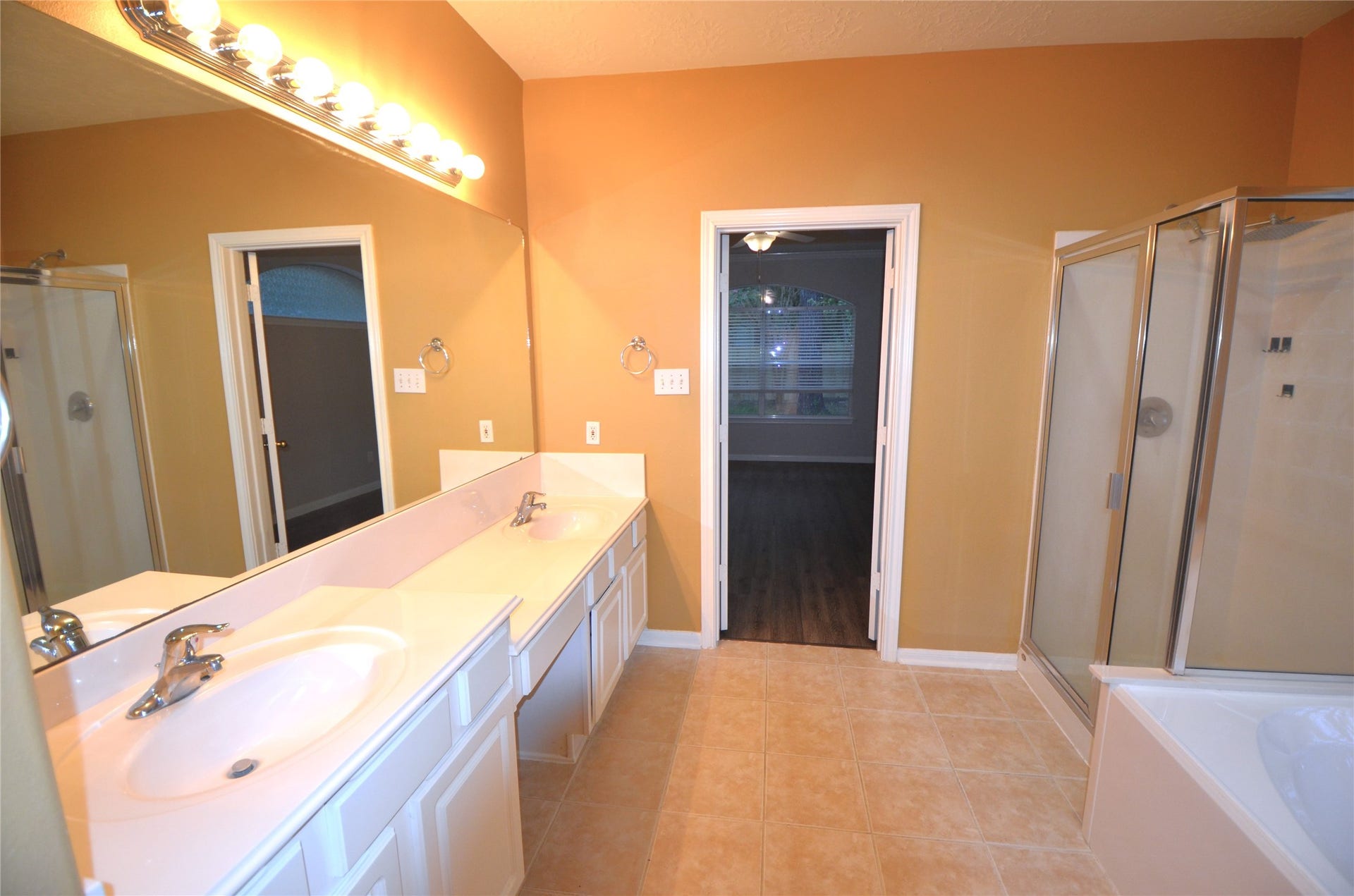 31 New Dawn Place, The Woodlands, TX 77385 31 New Dawn Place, The Woodlands, TX 77385