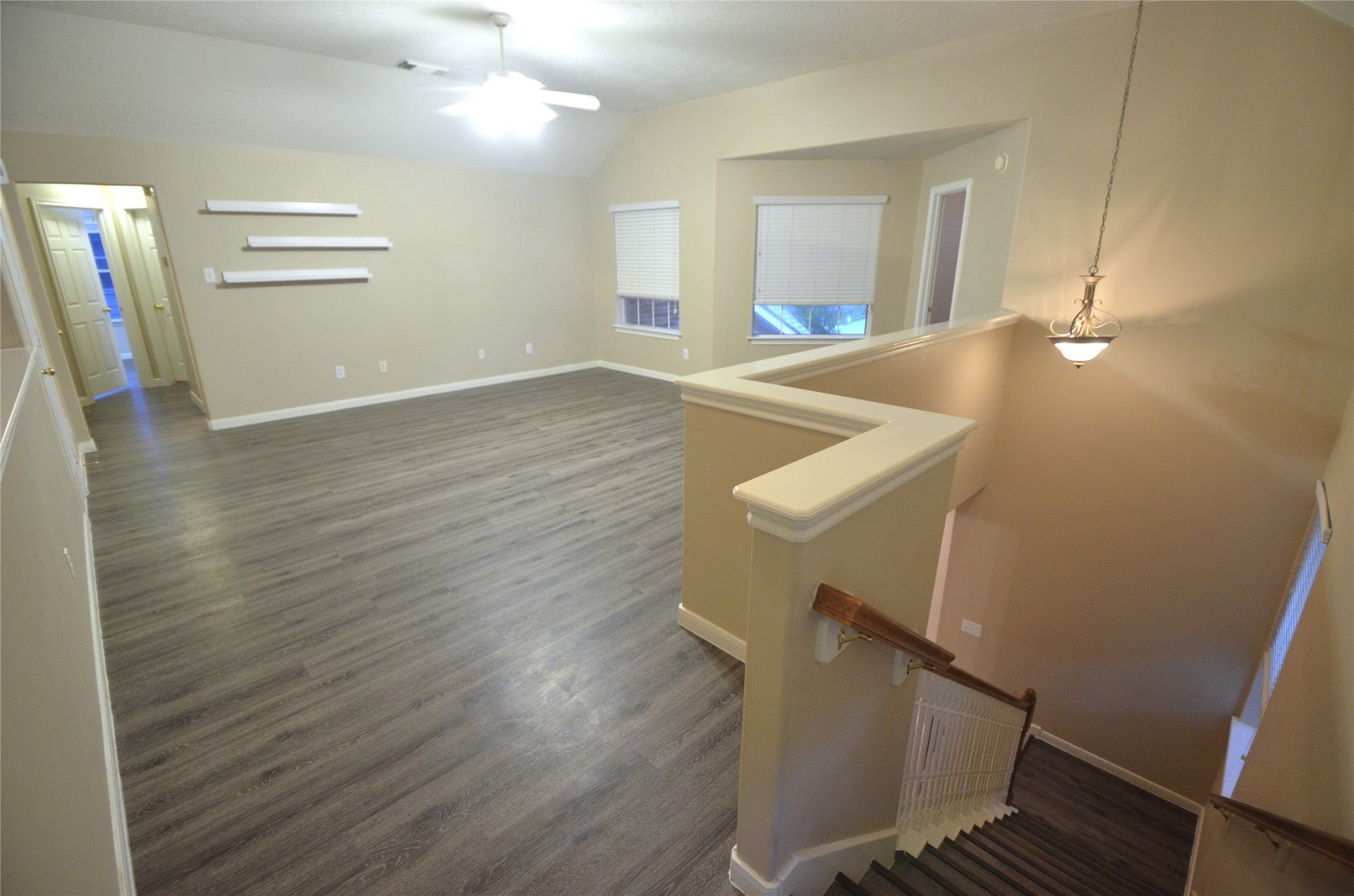 31 New Dawn Place, The Woodlands, TX 77385 31 New Dawn Place, The Woodlands, TX 77385