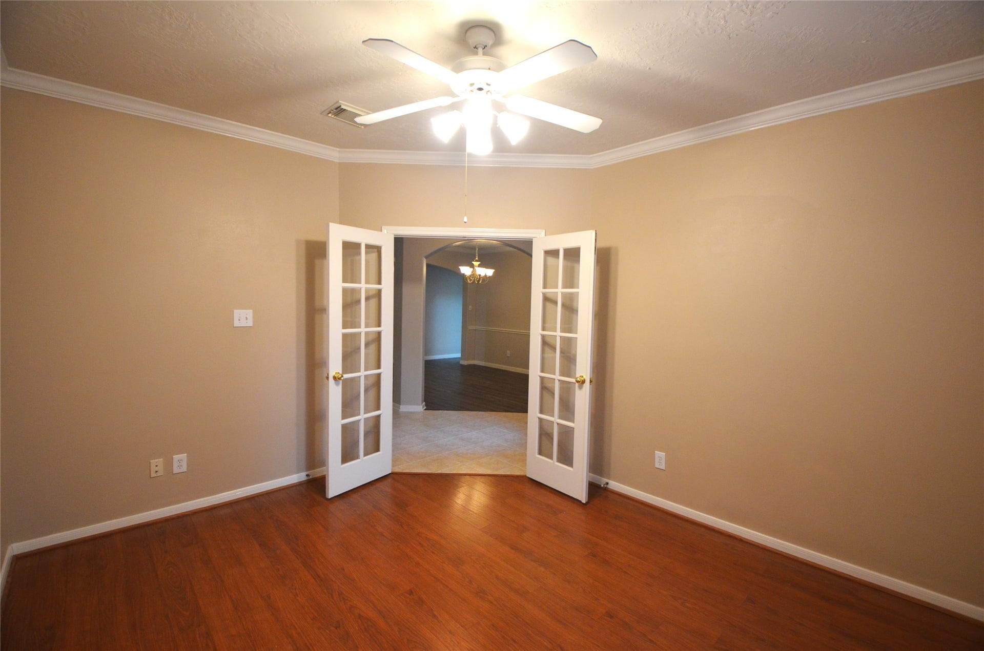 31 New Dawn Place, The Woodlands, TX 77385 31 New Dawn Place, The Woodlands, TX 77385