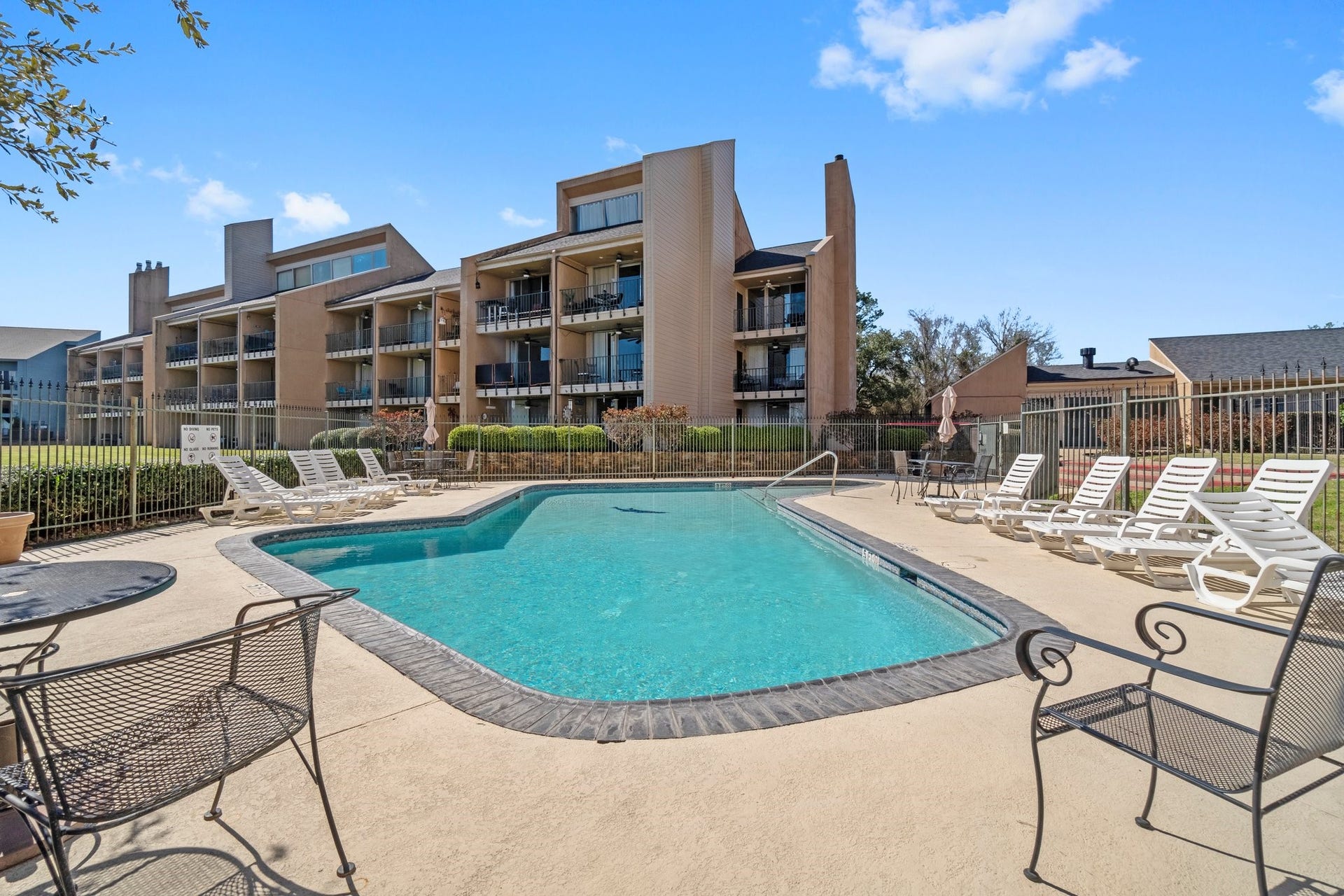 12600 Melville Drive, #101, Montgomery, TX 77356