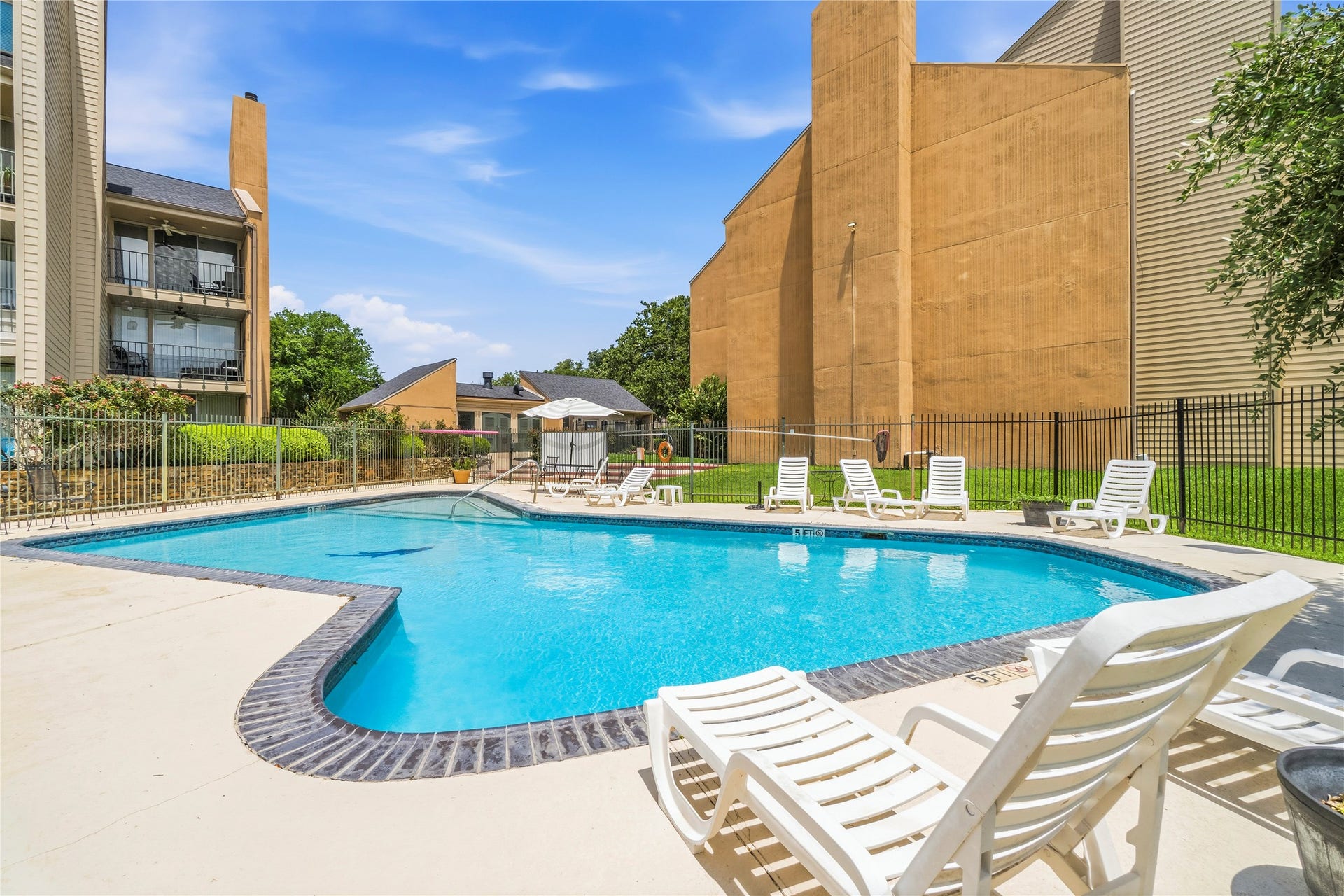 12600 Melville Drive, #101, Montgomery, TX 77356