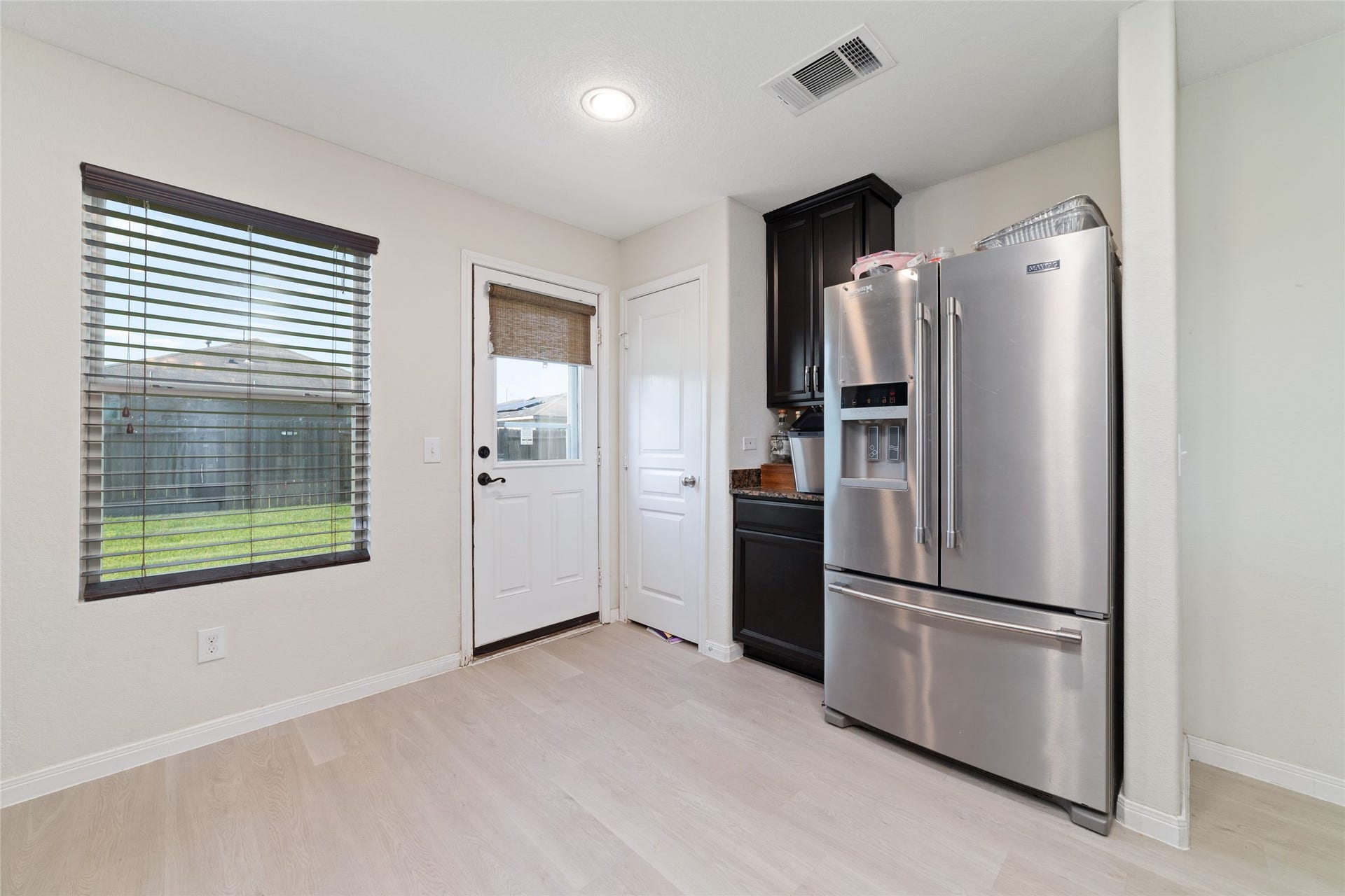 6803 Cortenridge Lane, Houston, TX 77048 6803 Cortenridge Lane, Houston, TX 77048
