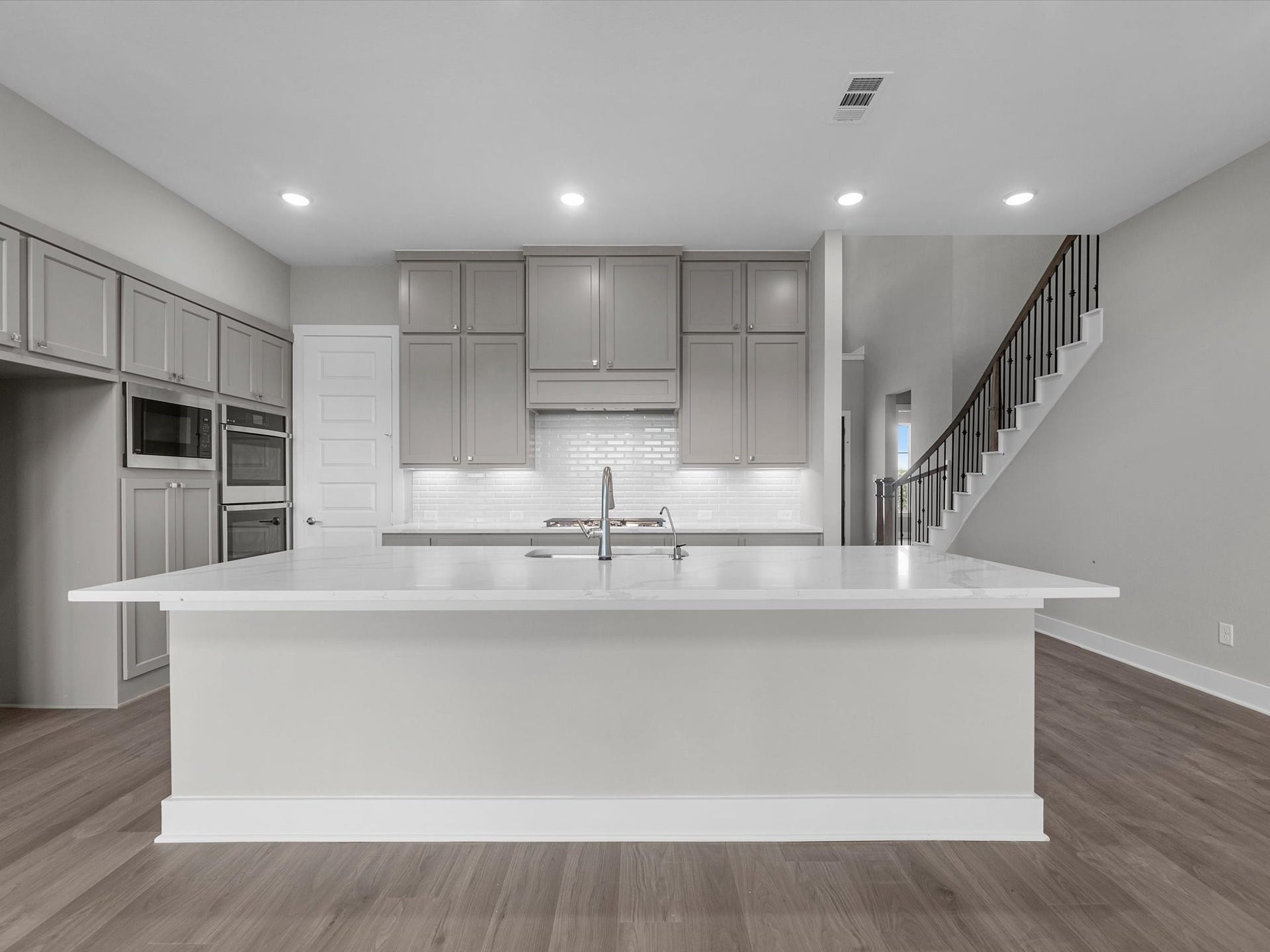 2715 Crown Ridge Drive, Missouri City, TX 77459 2715 Crown Ridge Drive, Missouri City, TX 77459