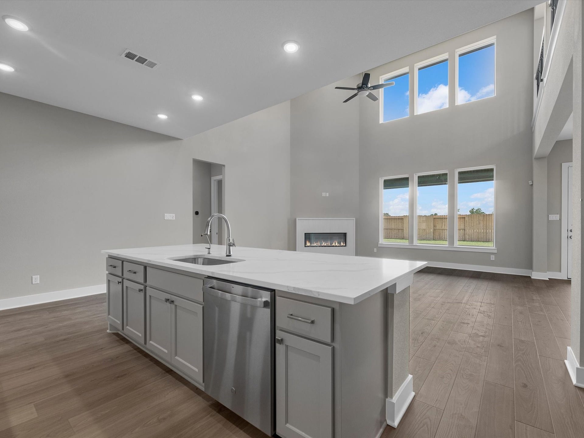 2715 Crown Ridge Drive, Missouri City, TX 77459 2715 Crown Ridge Drive, Missouri City, TX 77459