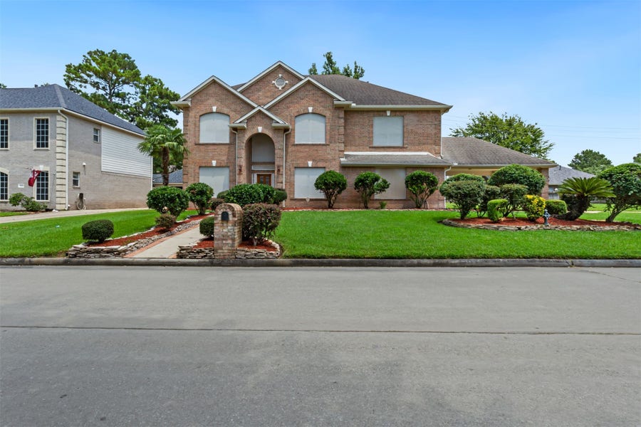Property photo for 18714 Aquatic Drive, Humble, TX