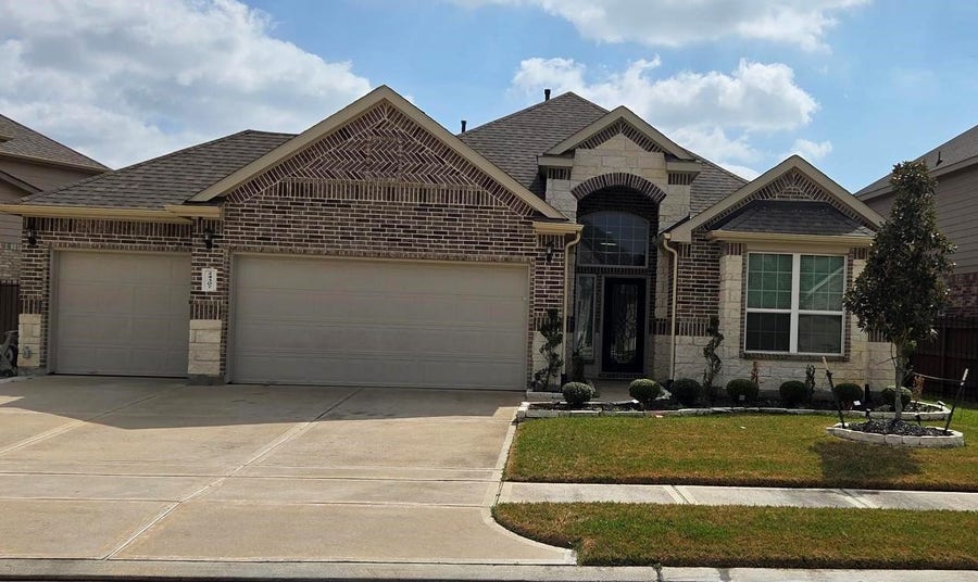 Property photo for 24307 Bello Everett Lake Drive, Katy, TX