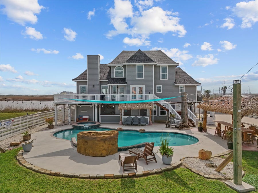 Property photo for 319 Francis Cove, Surfside Beach, TX