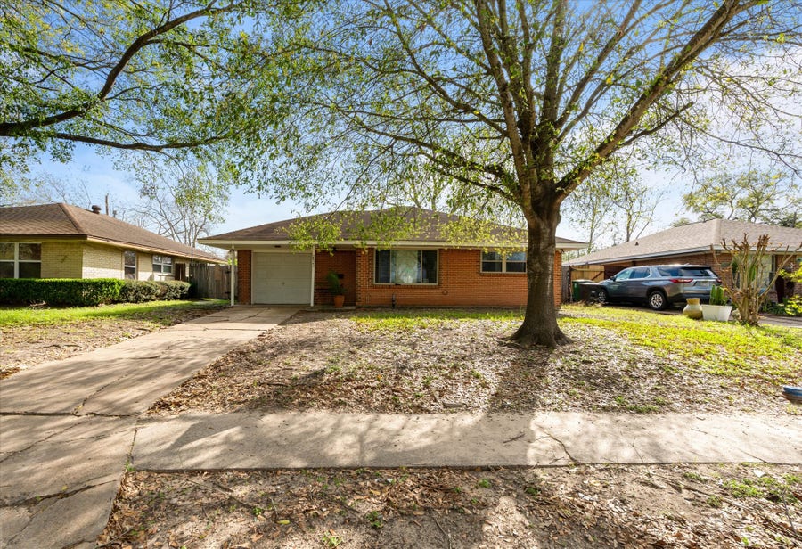 Property photo for 2423 Metz Street, Houston, TX