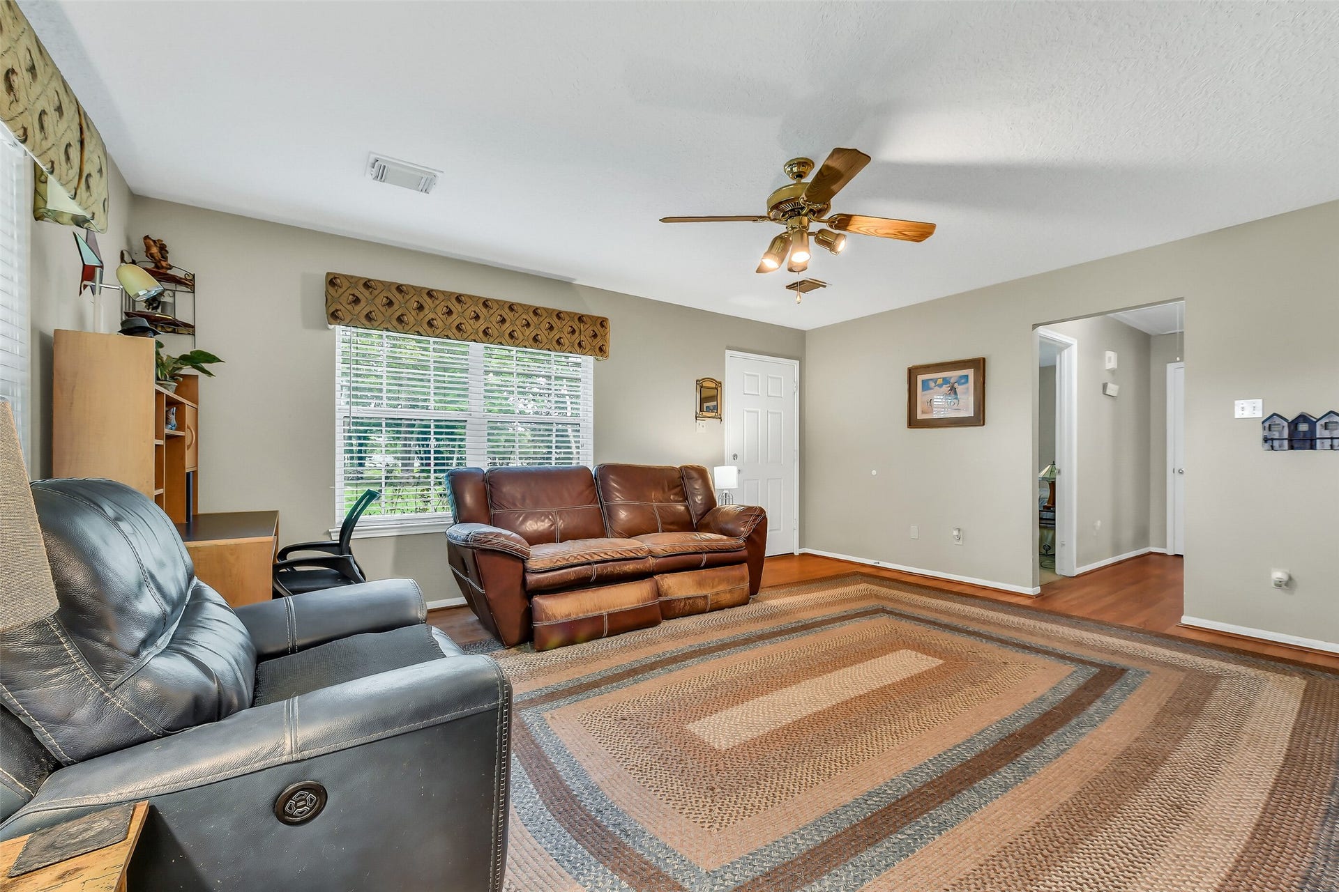 16523 County Road 191, Alvin, TX 77511 16523 County Road 191, Alvin, TX 77511