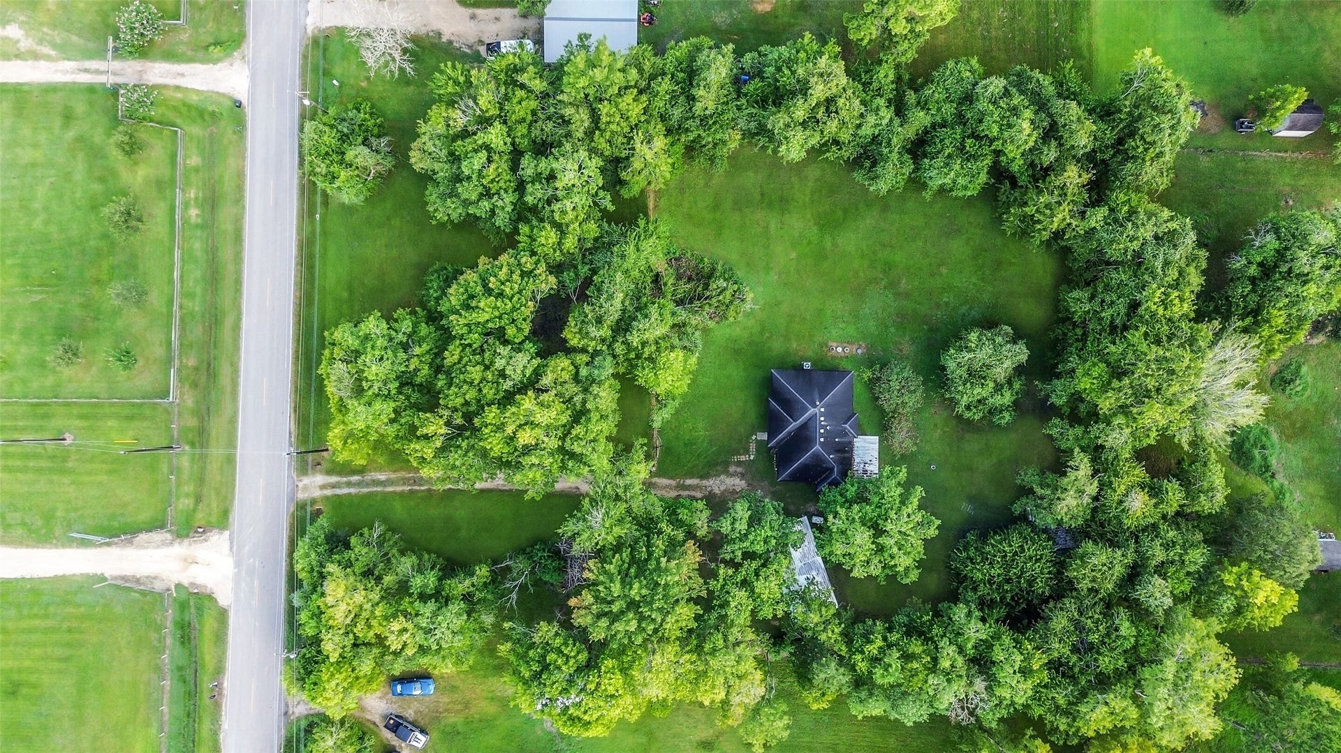 16523 County Road 191, Alvin, TX 77511 Beautifully Treed.