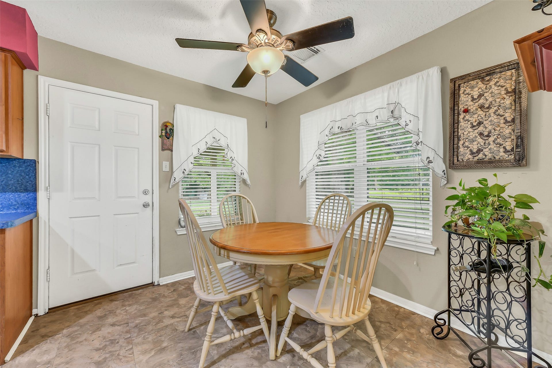 16523 County Road 191, Alvin, TX 77511 16523 County Road 191, Alvin, TX 77511