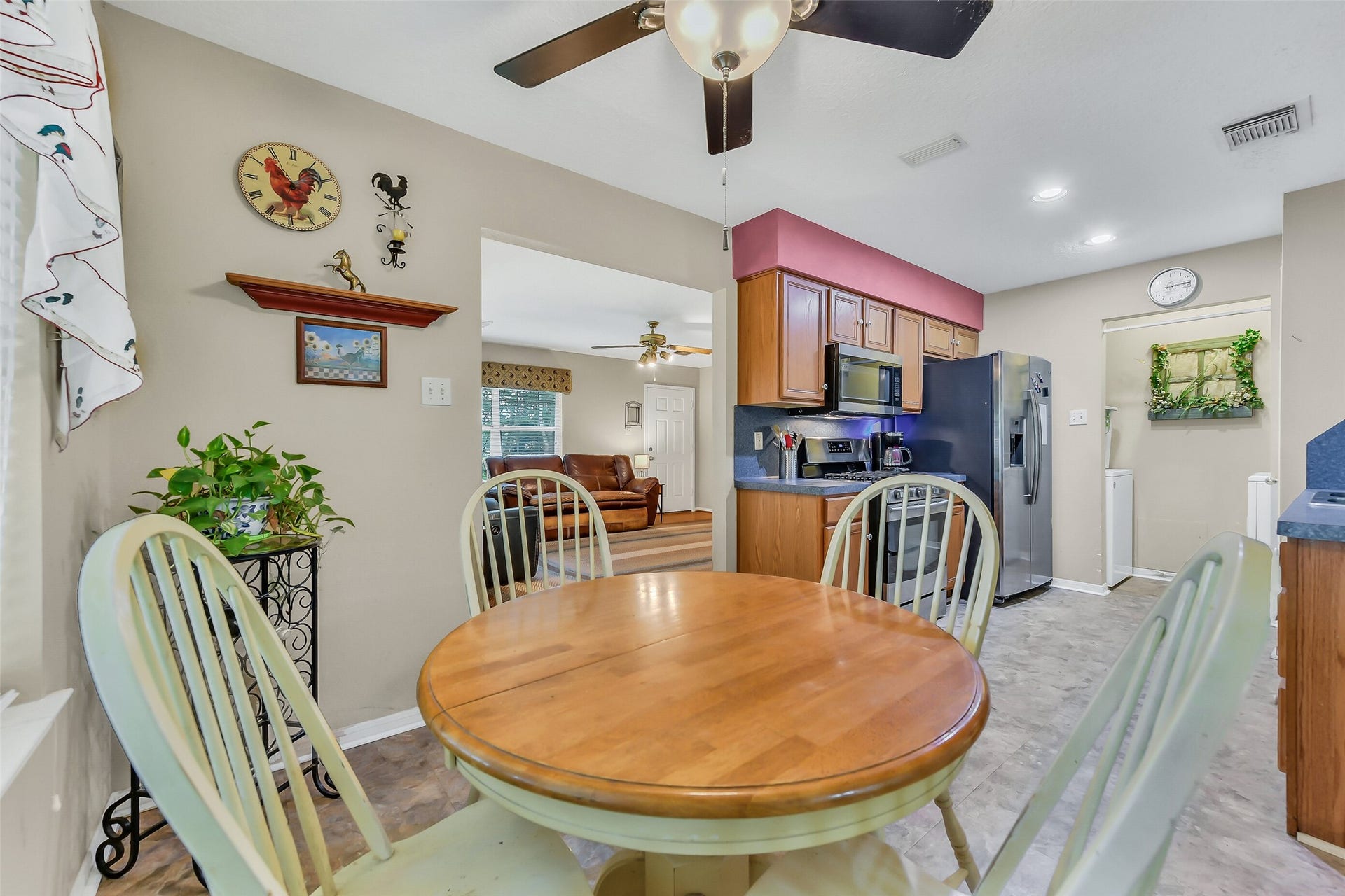 16523 County Road 191, Alvin, TX 77511 16523 County Road 191, Alvin, TX 77511