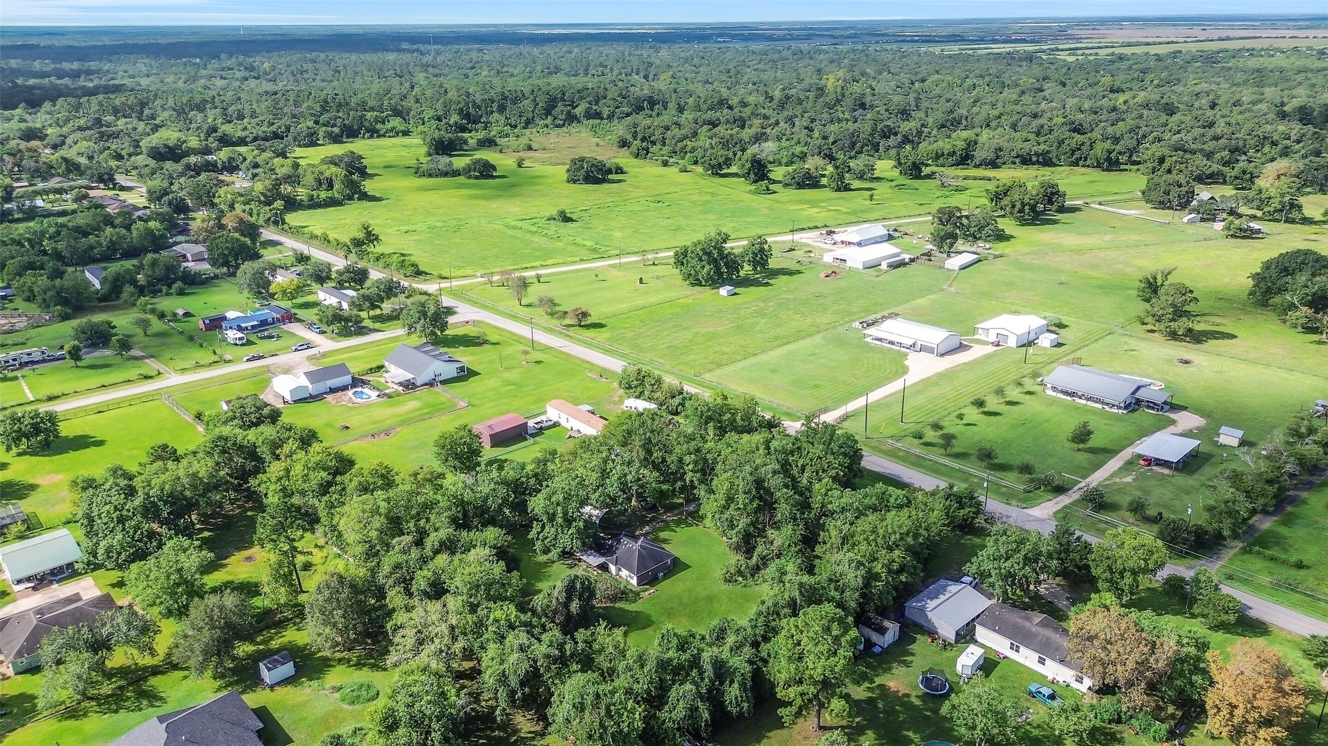 16523 County Road 191, Alvin, TX 77511 16523 County Road 191, Alvin, TX 77511