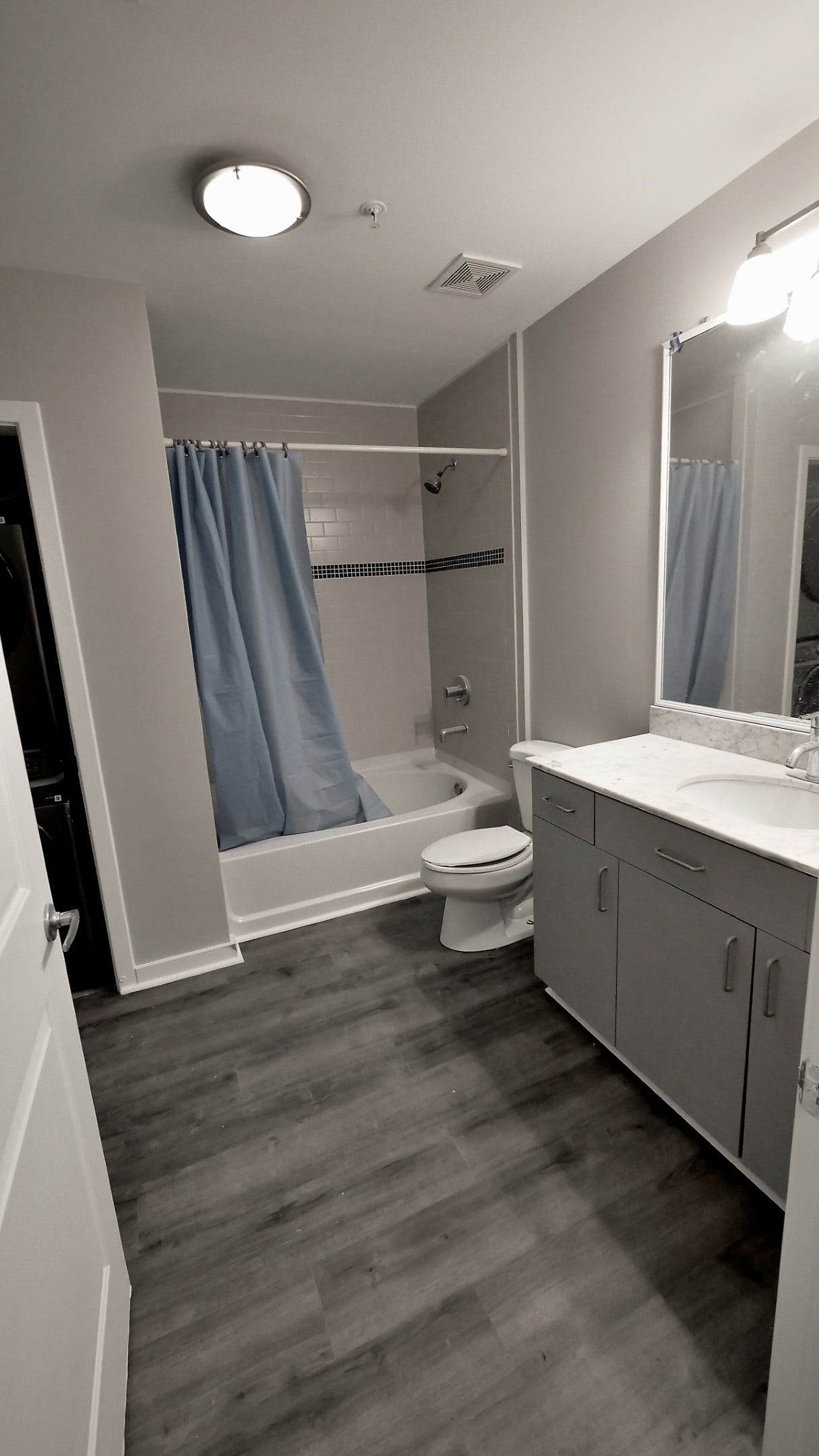 5925 ALMEDA RD, #12113, Houston, TX 77004 View ot waser and dryer