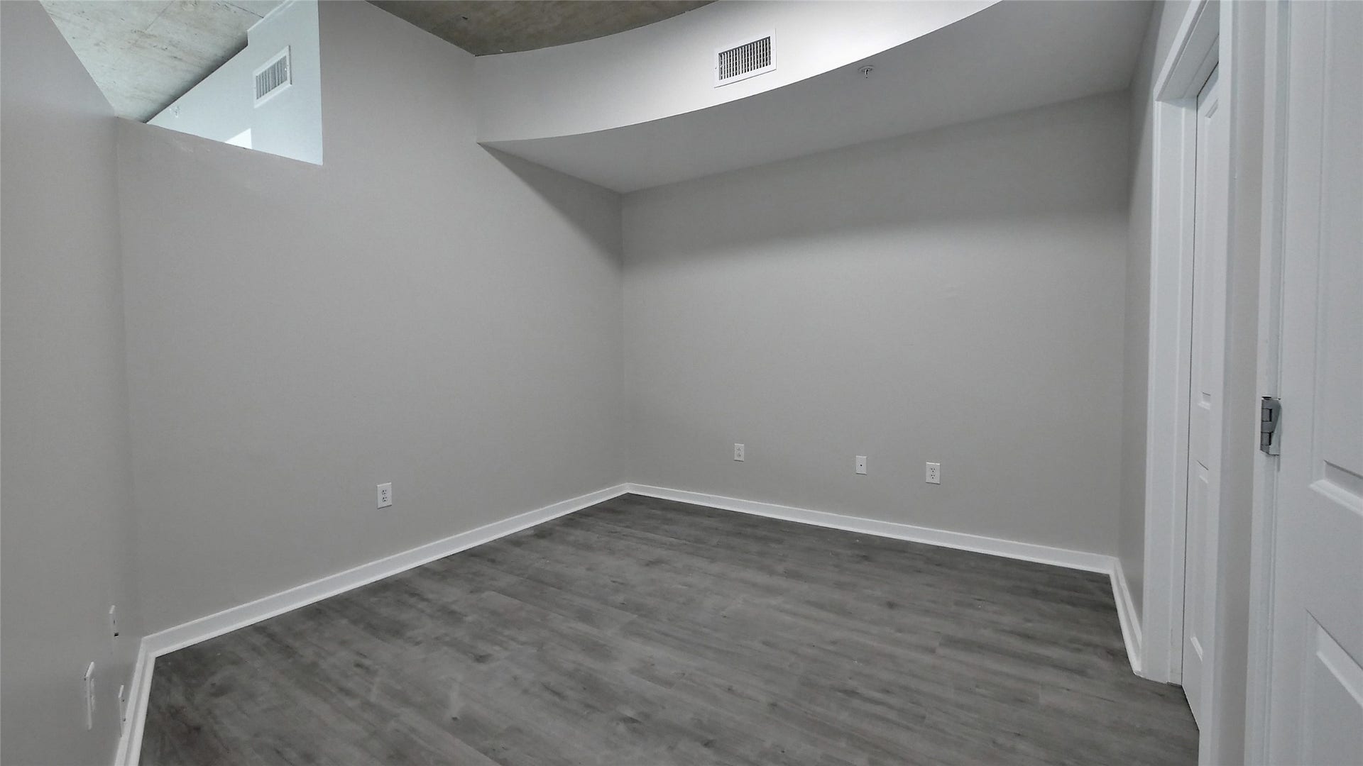 5925 ALMEDA RD, #12113, Houston, TX 77004 Bathroom