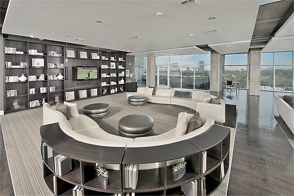 5925 ALMEDA RD, #12113, Houston, TX 77004 Reception