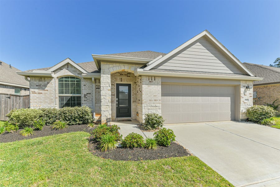 Property photo for 2767 Sagedale Drive, Conroe, TX