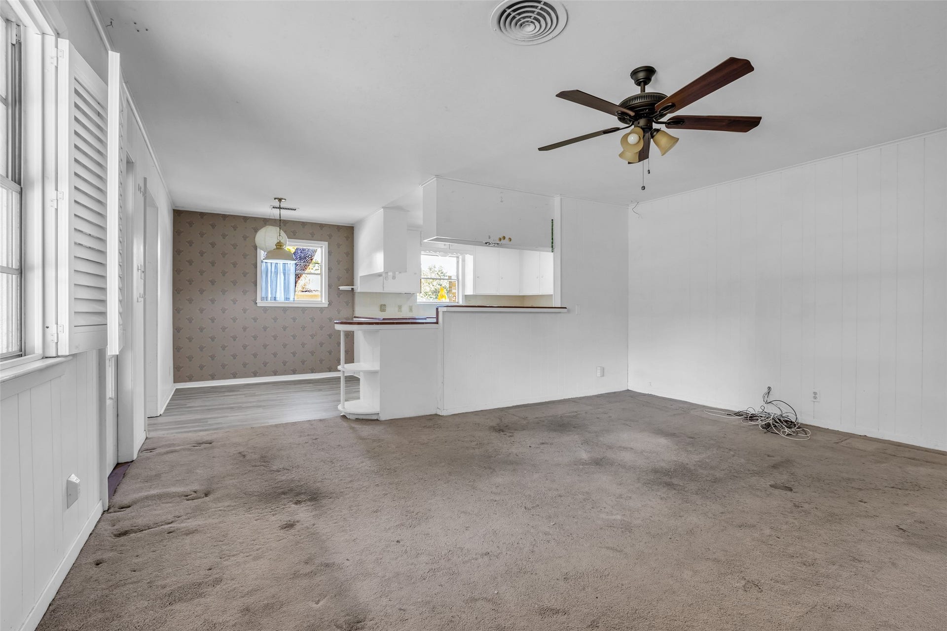 4633 Hummingbird Street, Houston, TX 77035 4633 Hummingbird Street, Houston, TX 77035