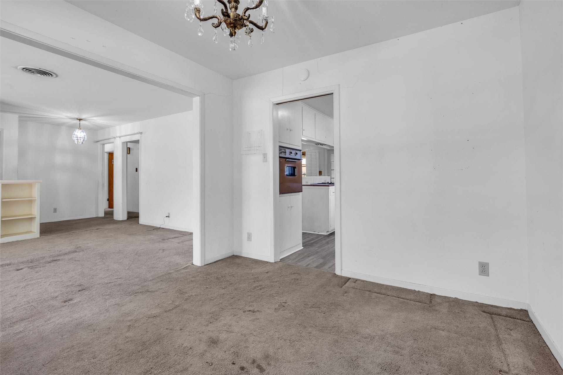4633 Hummingbird Street, Houston, TX 77035 4633 Hummingbird Street, Houston, TX 77035