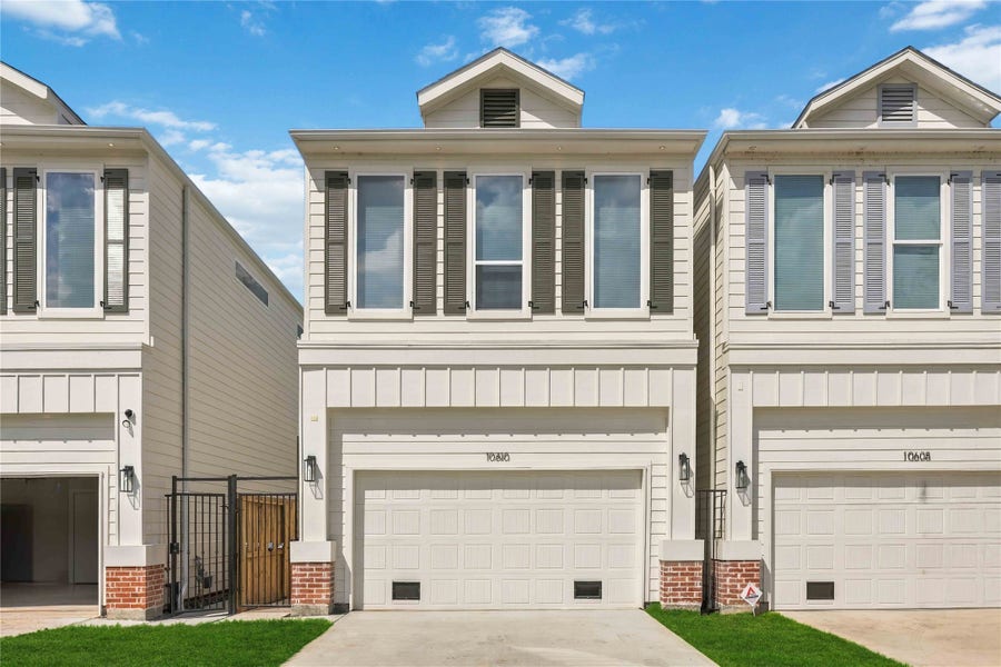 Property photo for 10610 Ashville Drive, Houston, TX